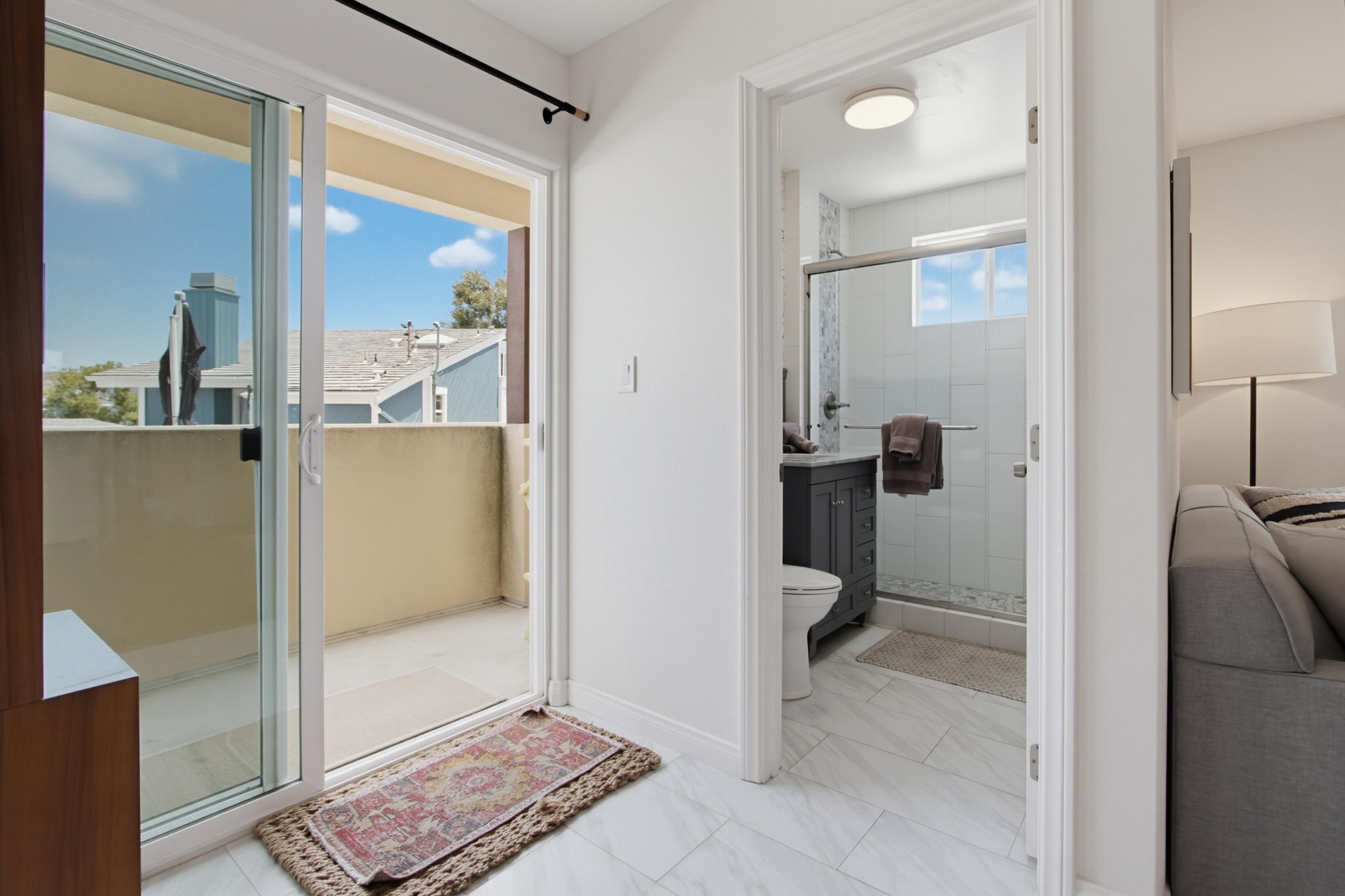 Virtual tour photo 40 of 64 for 2629 Ocean Front Walk