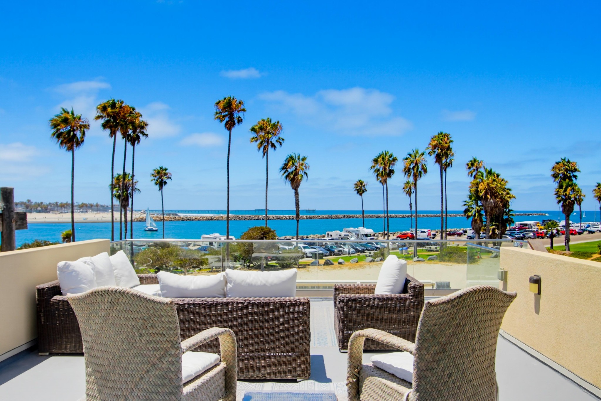 Virtual tour photo 54 of 64 for 2629 Ocean Front Walk