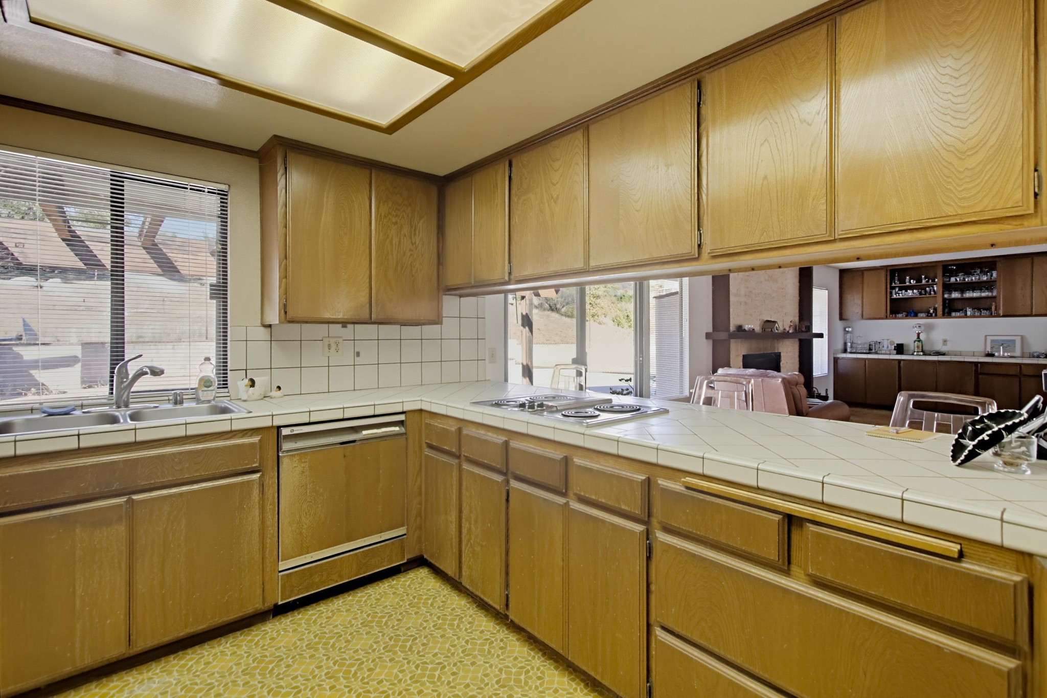 Virtual tour photo 19 of 47 for 2629 Via Dieguenos