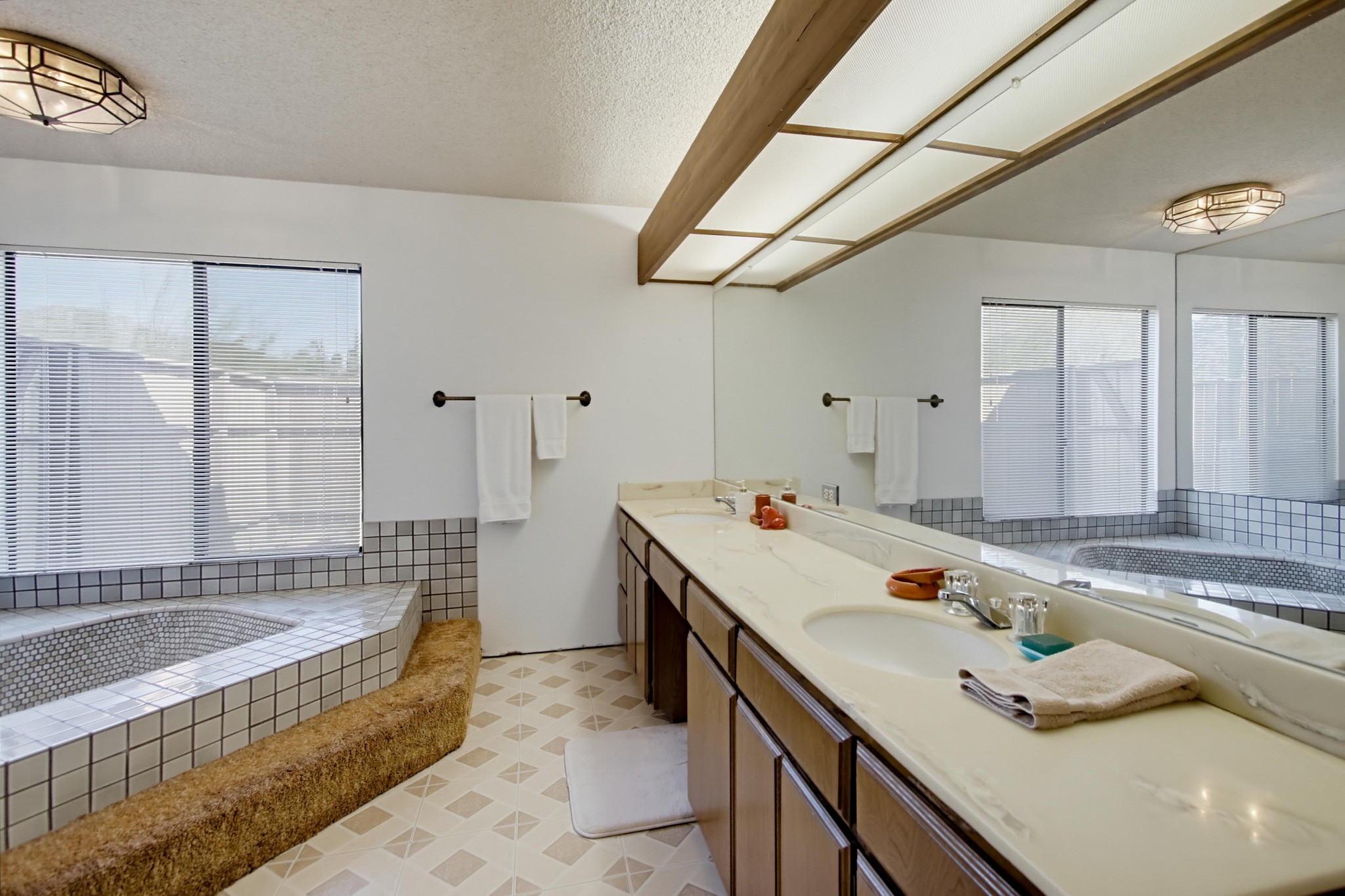 Virtual tour photo 31 of 47 for 2629 Via Dieguenos