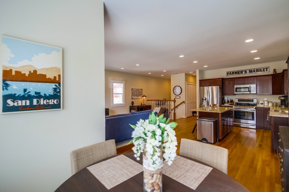 Virtual tour photo 19 of 61 for 2631 Montclair St