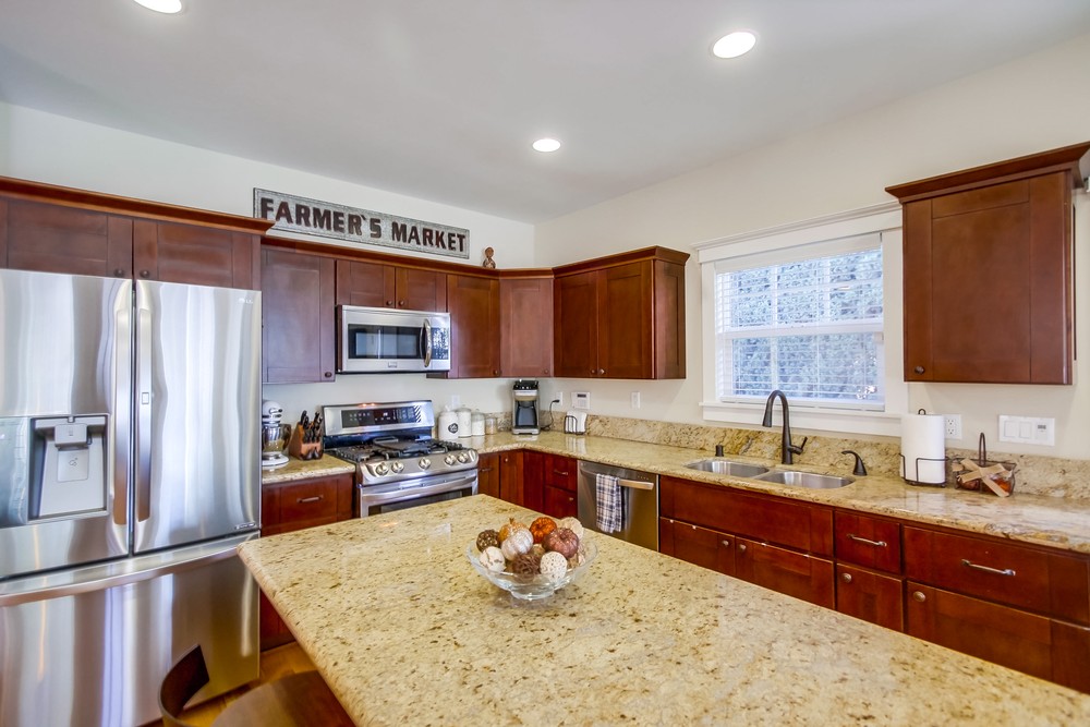 Virtual tour photo 23 of 61 for 2631 Montclair St