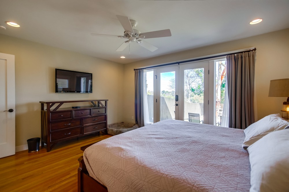 Virtual tour photo 27 of 61 for 2631 Montclair St