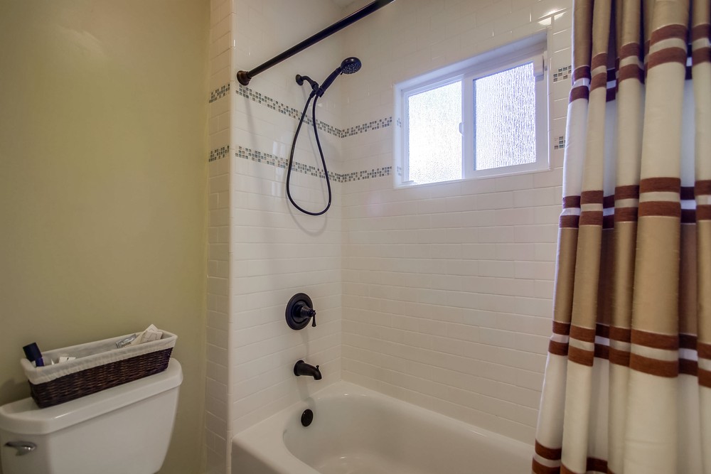 Virtual tour photo 41 of 61 for 2631 Montclair St