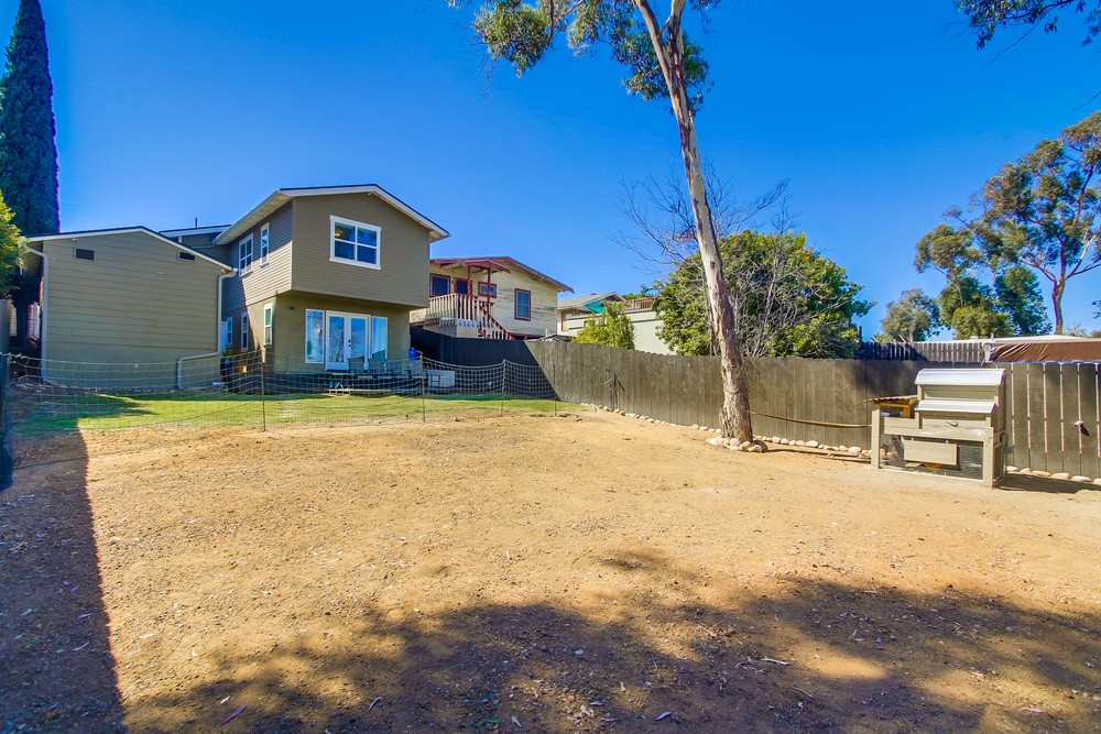 Virtual tour photo 53 of 61 for 2631 Montclair St