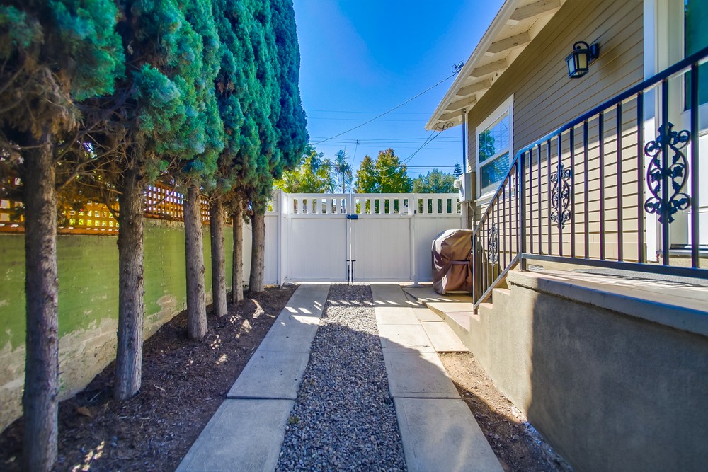 Virtual tour photo 58 of 61 for 2631 Montclair St