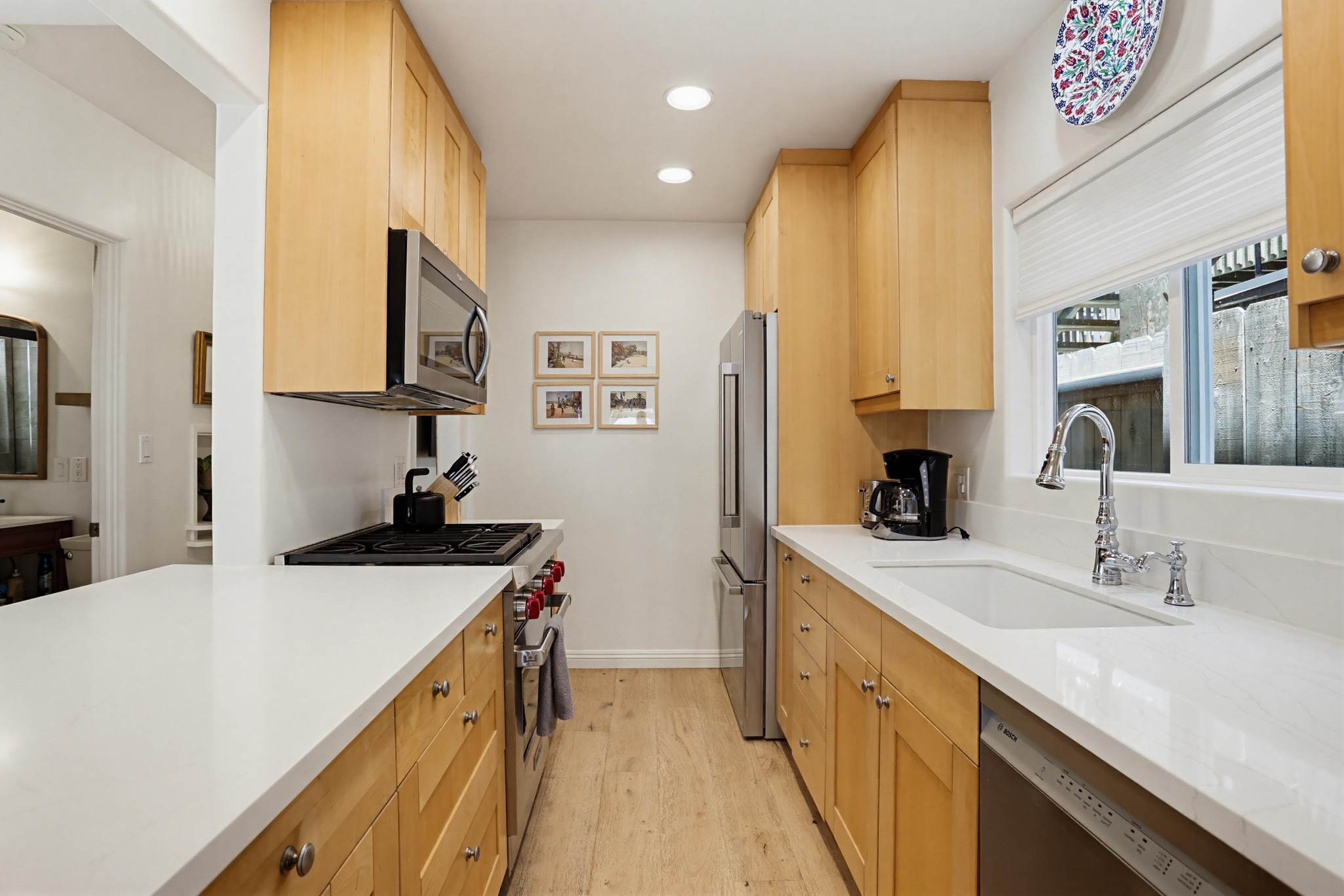 Virtual tour photo 13 of 35 for 2631 Ocean Front Walk