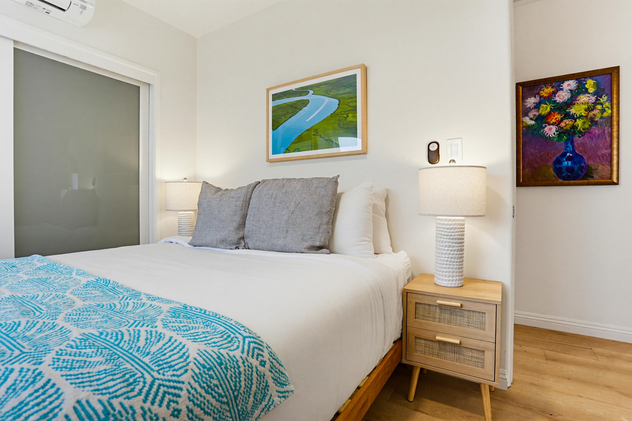 Virtual tour photo 20 of 35 for 2631 Ocean Front Walk