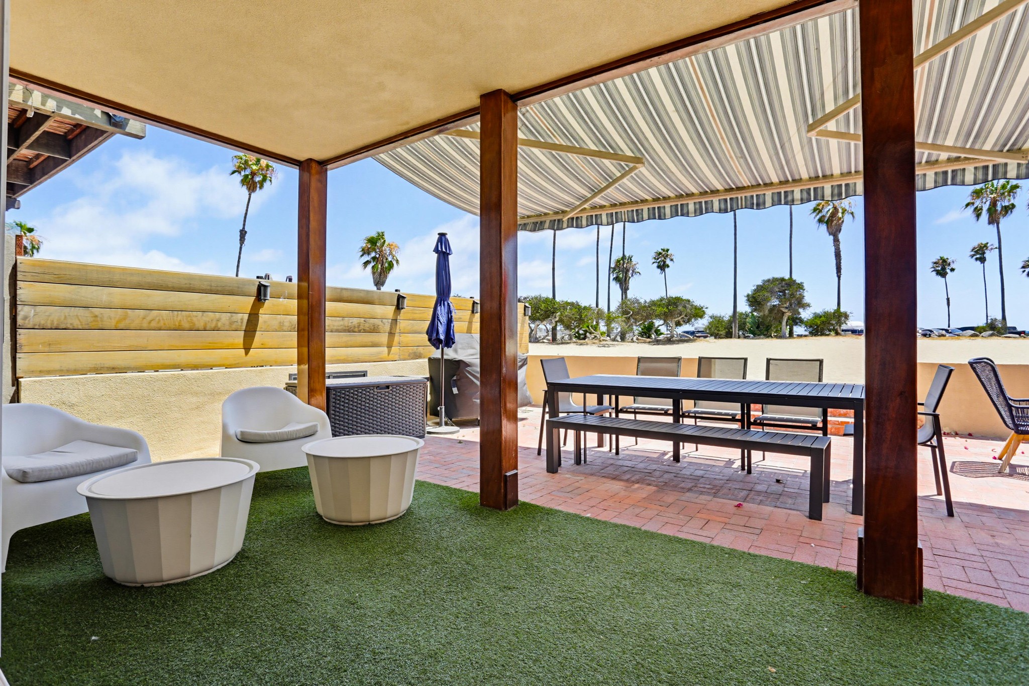 Virtual tour photo 24 of 35 for 2631 Ocean Front Walk