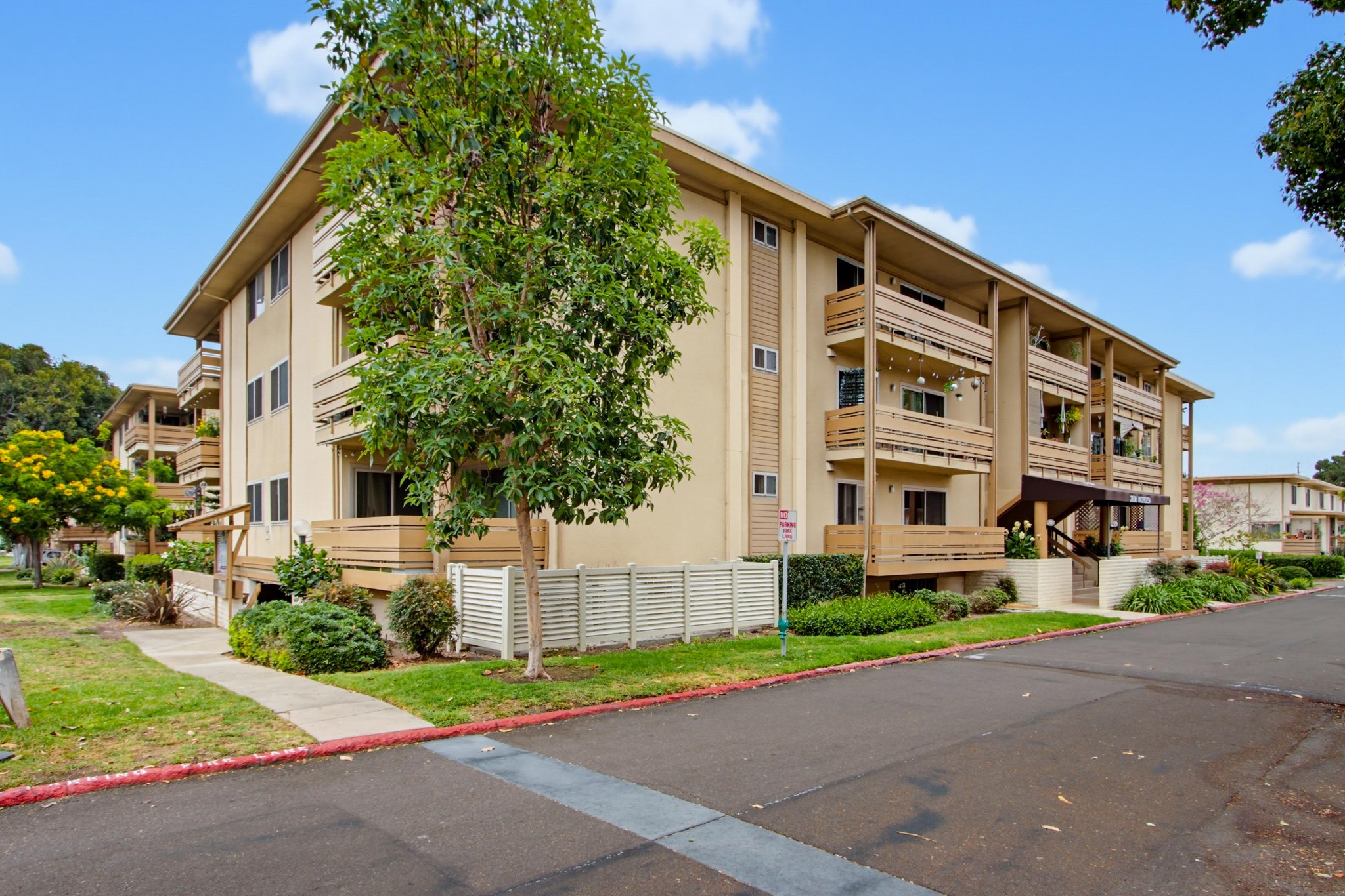 Virtual tour photo 1 of 36 for 2636 Worden St Unit 107