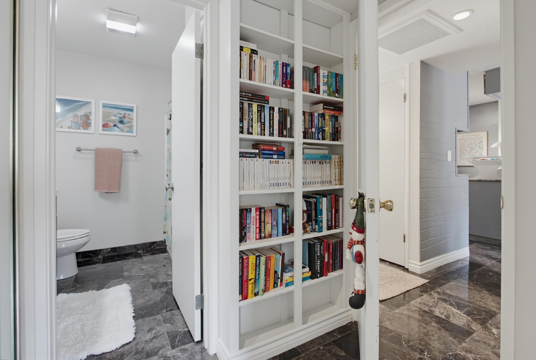 Virtual tour photo 31 of 36 for 2636 Worden St Unit 107