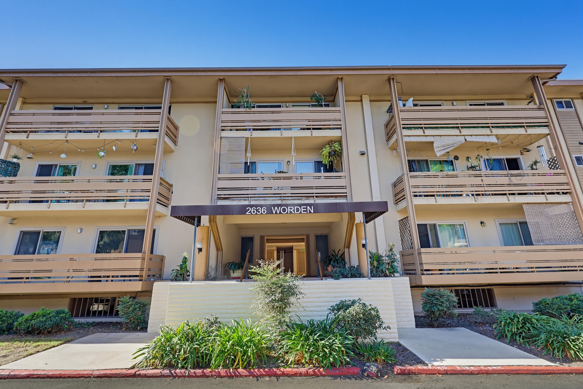 Virtual tour photo 1 of 59 for 2636 Worden St Unit 108