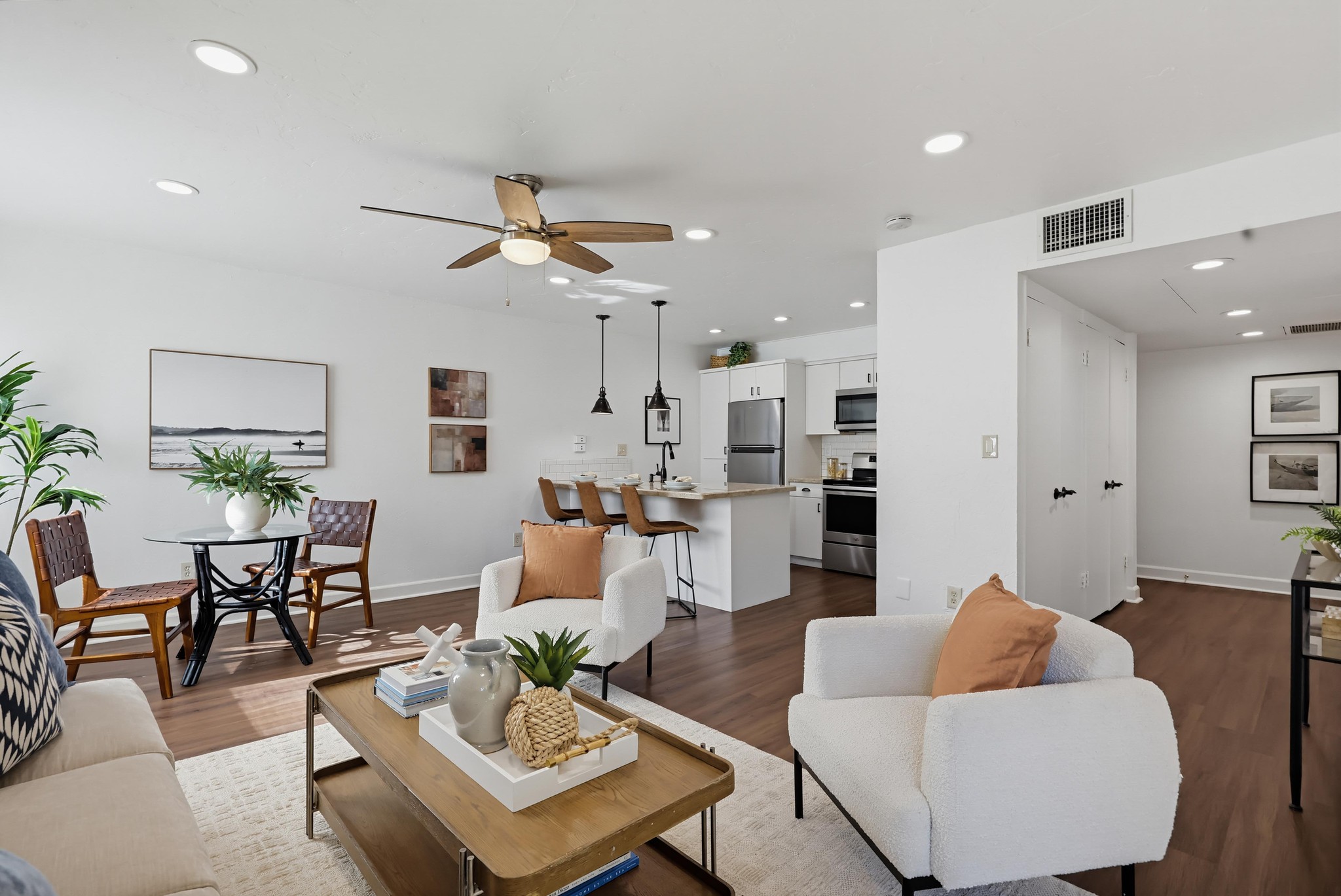Virtual tour photo 14 of 59 for 2636 Worden St Unit 108