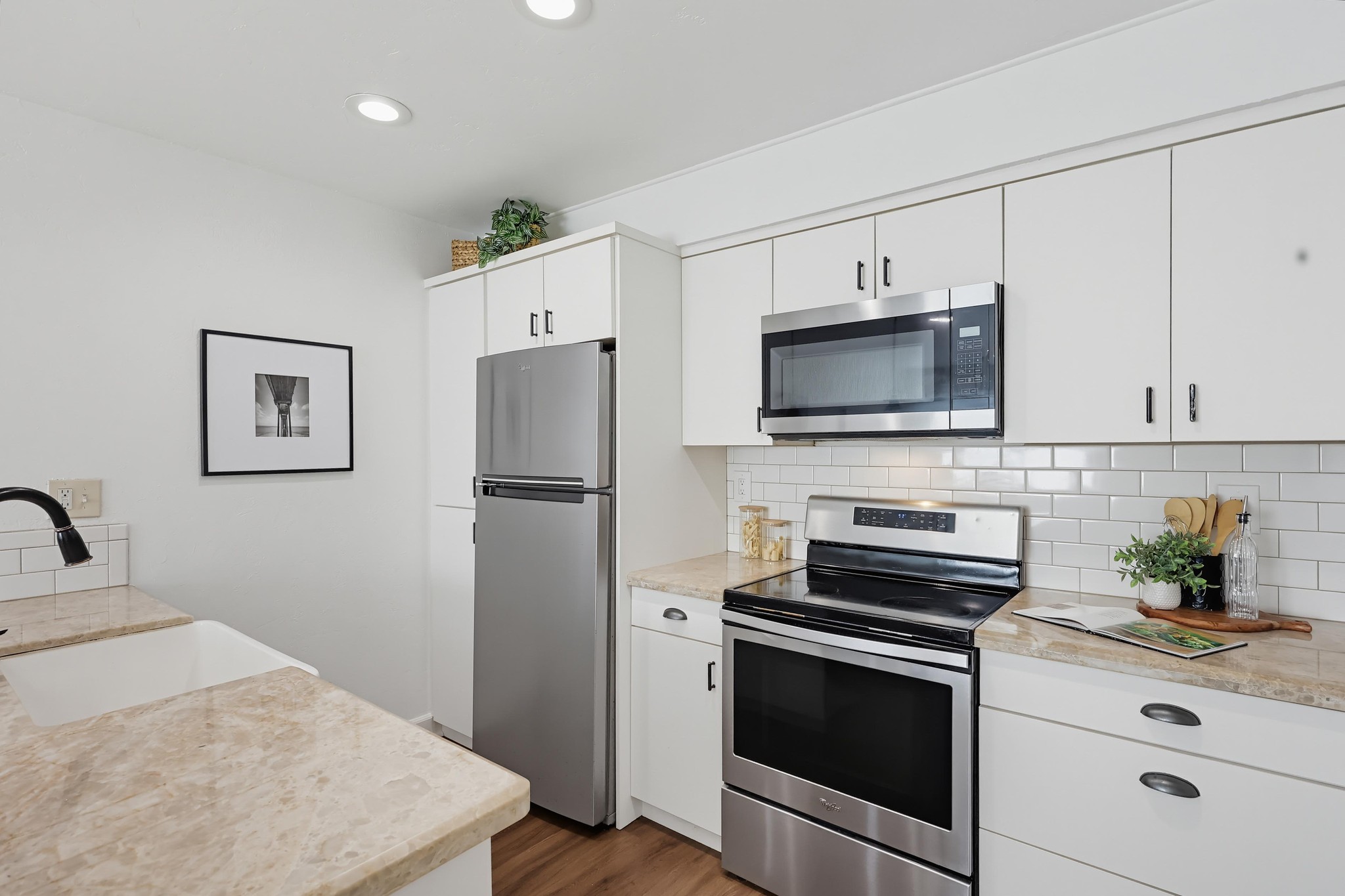 Virtual tour photo 26 of 59 for 2636 Worden St Unit 108