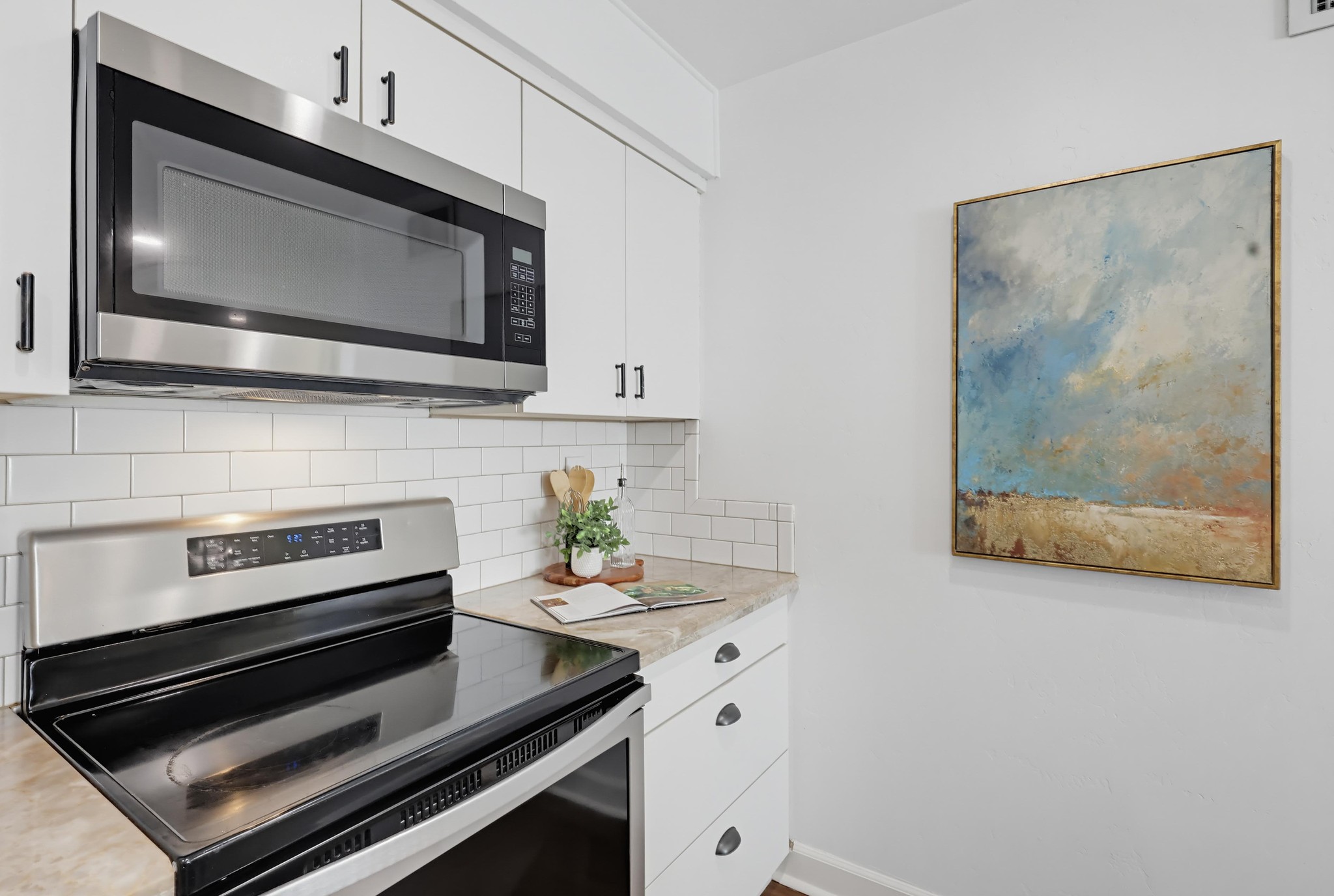 Virtual tour photo 31 of 59 for 2636 Worden St Unit 108