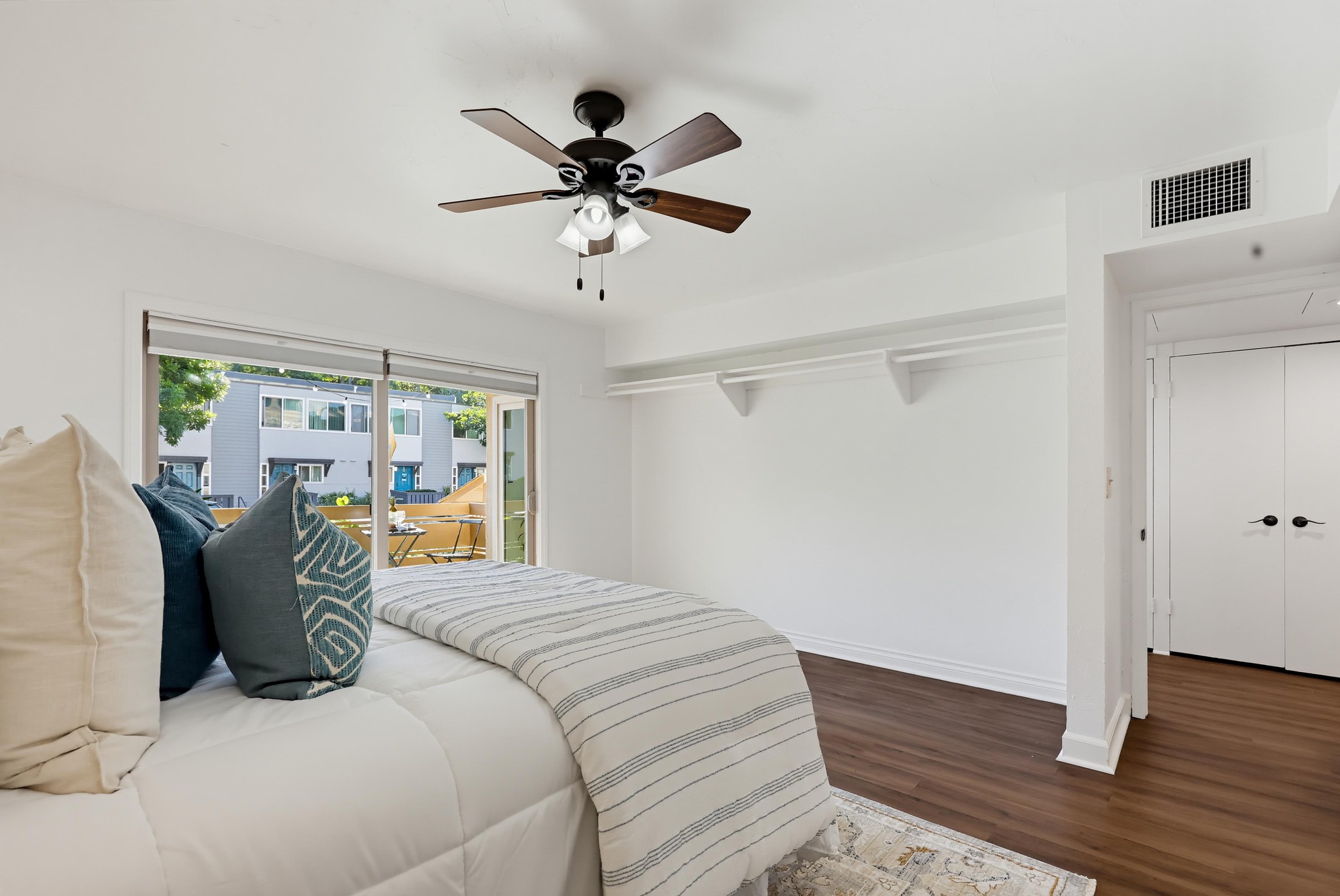 Virtual tour photo 38 of 59 for 2636 Worden St Unit 108