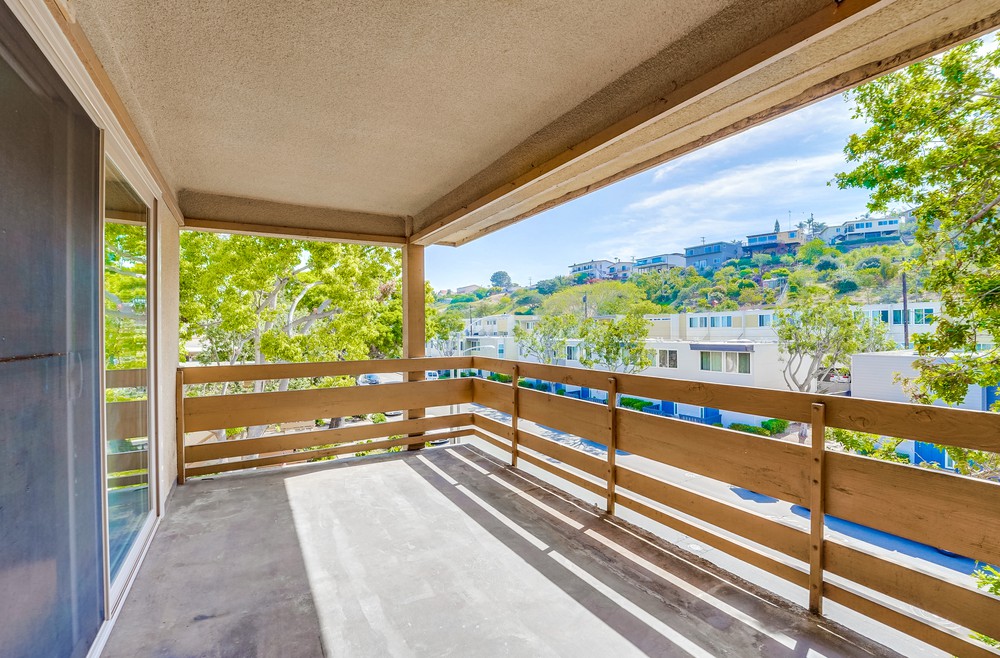 Virtual tour photo 37 of 51 for 2636 Worden St