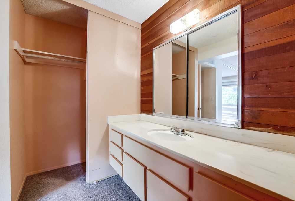 Virtual tour photo 50 of 51 for 2636 Worden St