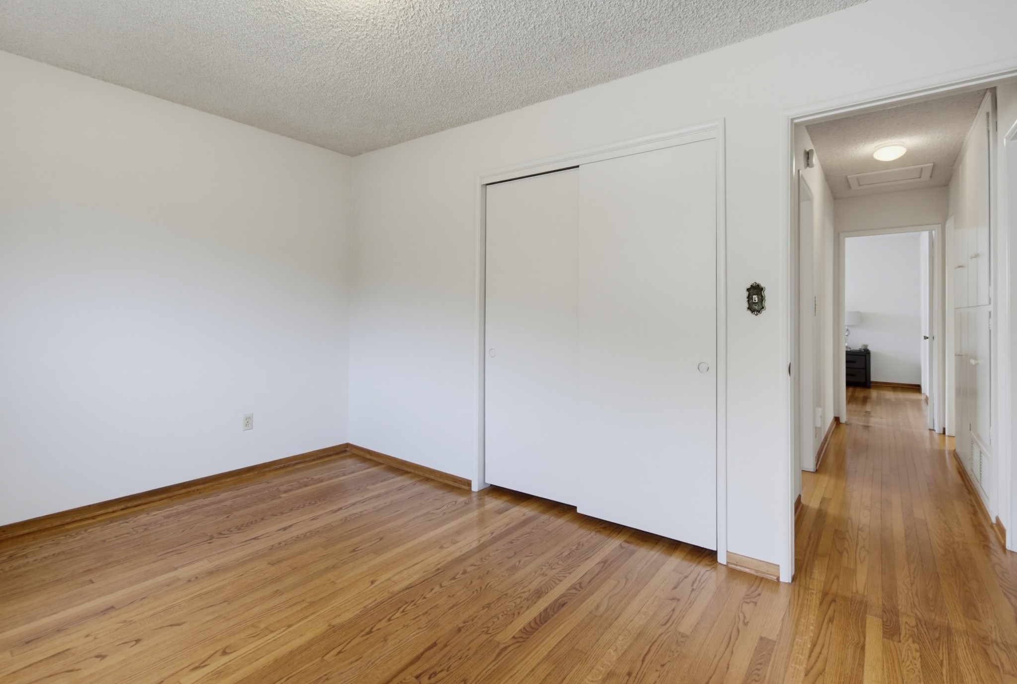 Virtual tour photo 18 of 42 for 2638 Murray Ridge Rd