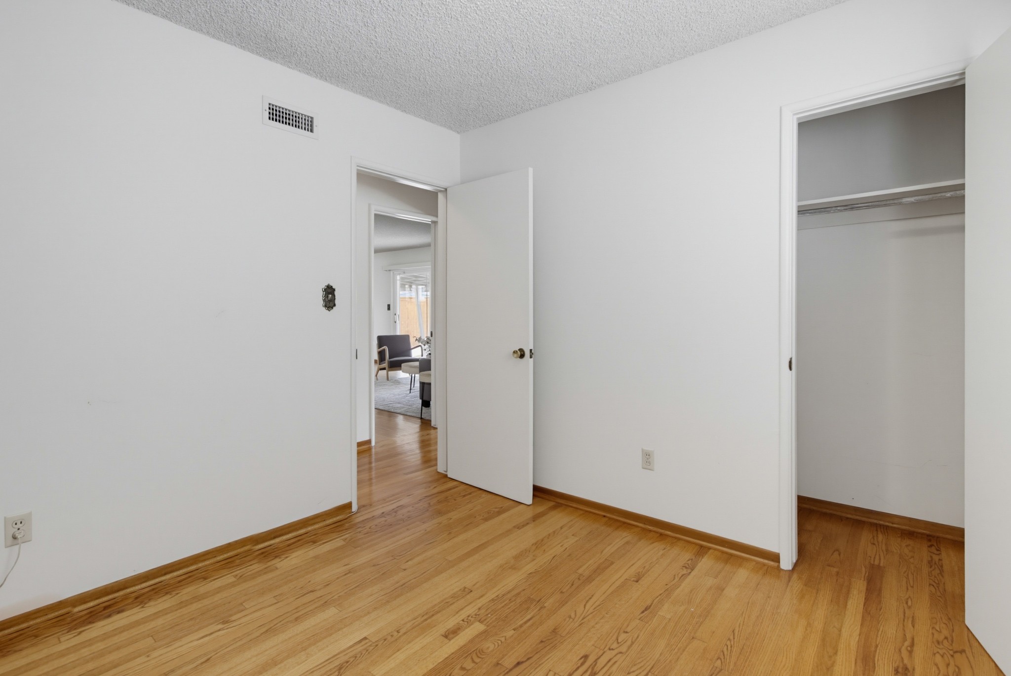 Virtual tour photo 22 of 42 for 2638 Murray Ridge Rd