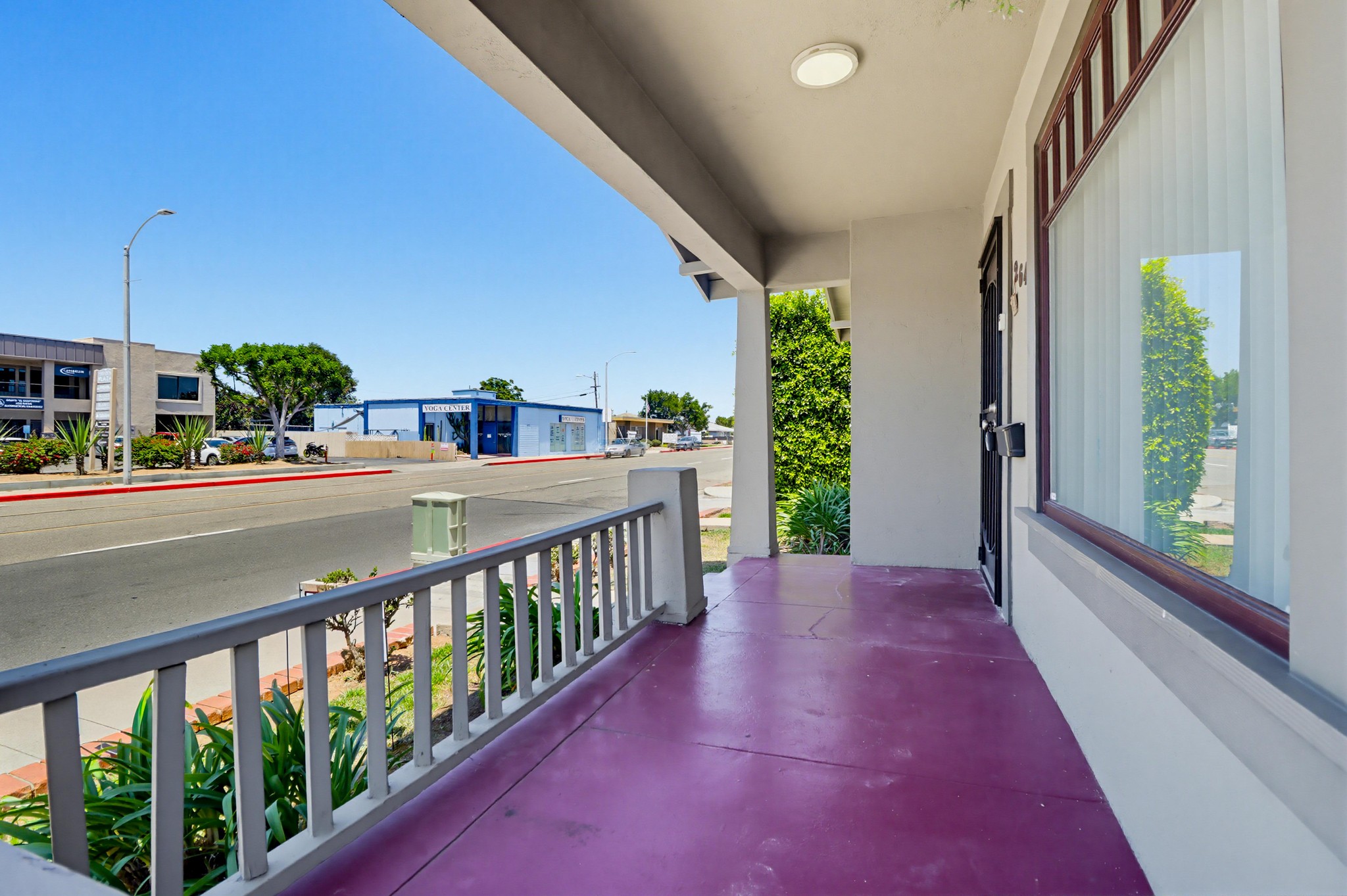 Virtual tour photo 9 of 33 for 264 E St