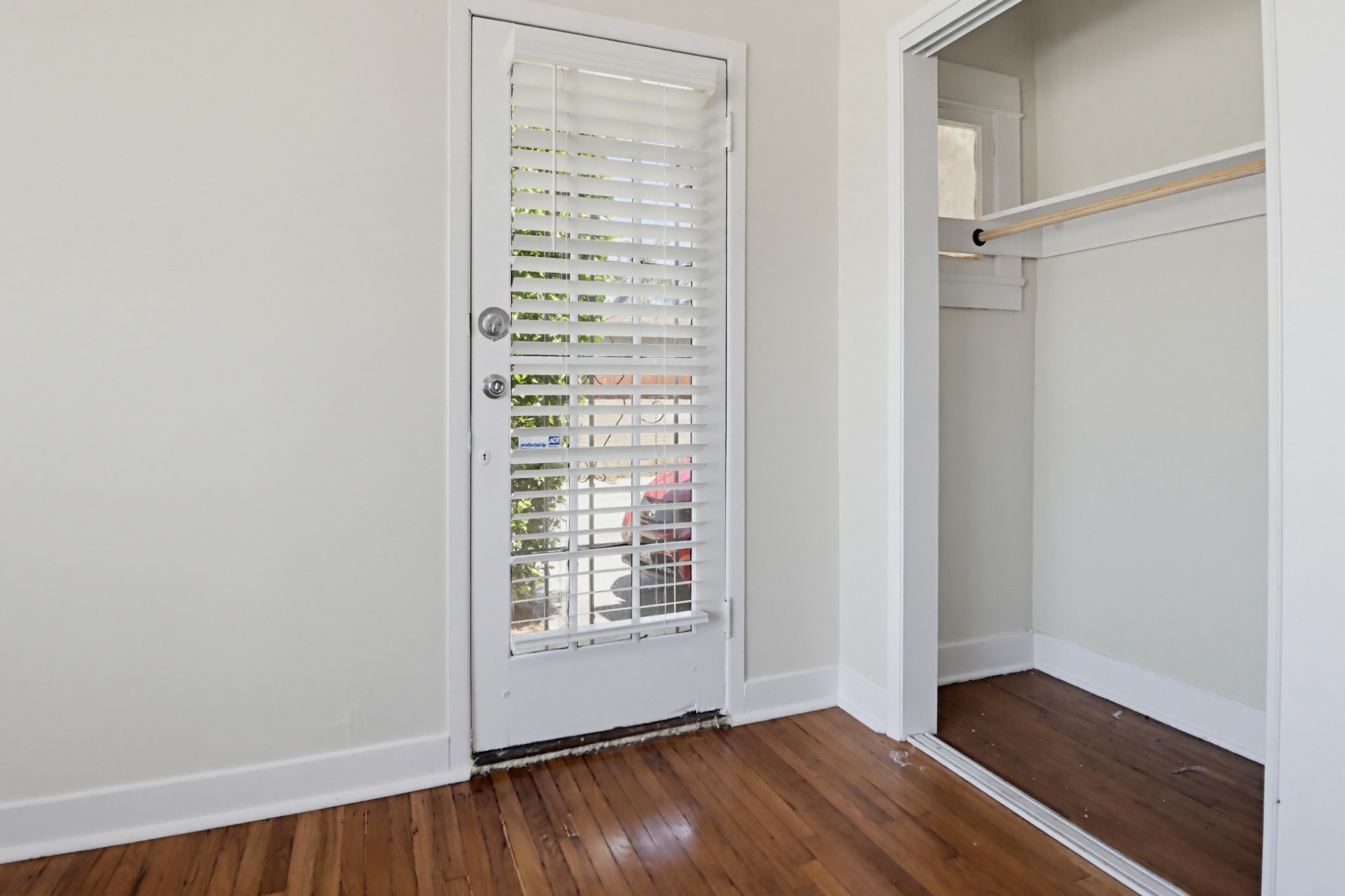 Virtual tour photo 30 of 33 for 264 E St