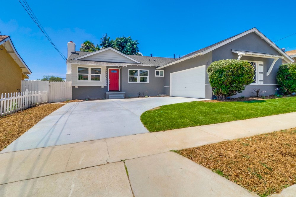 Virtual tour photo 1 of 51 for 2642 Homedale St