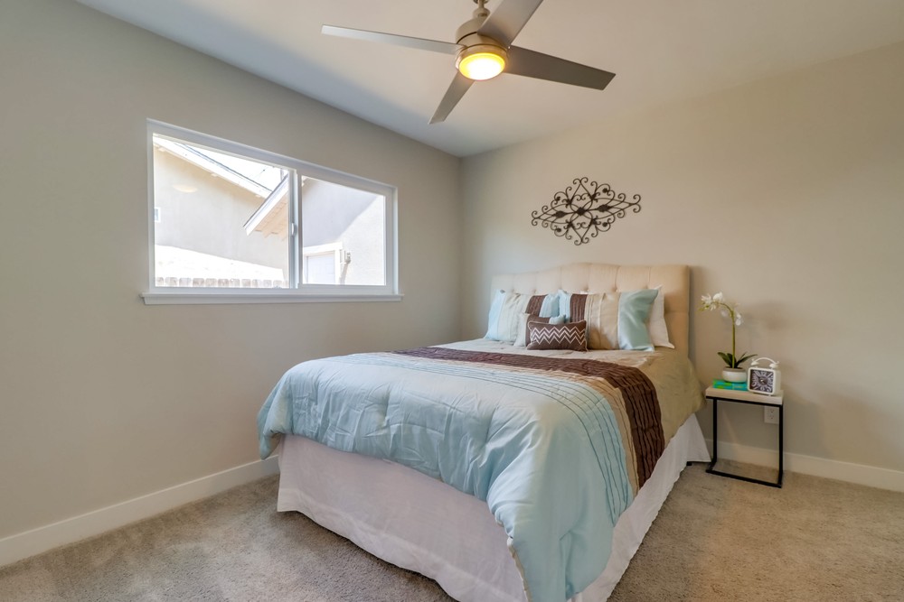 Virtual tour photo 27 of 51 for 2642 Homedale St