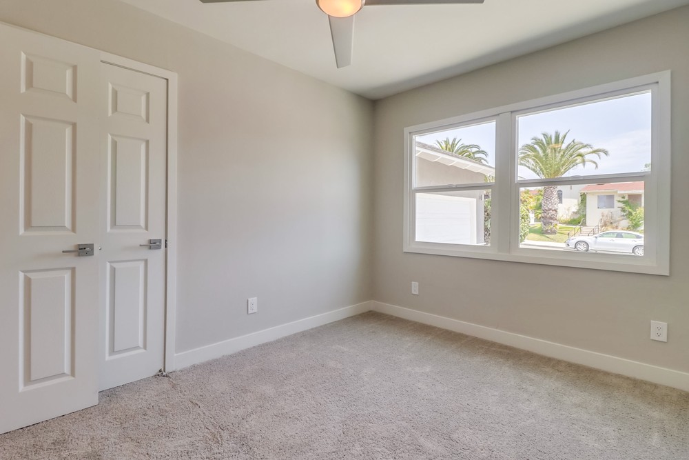 Virtual tour photo 34 of 51 for 2642 Homedale St