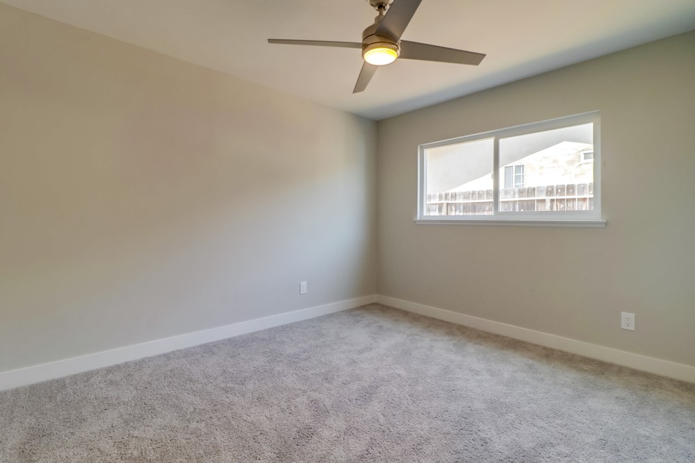 Virtual tour photo 35 of 51 for 2642 Homedale St