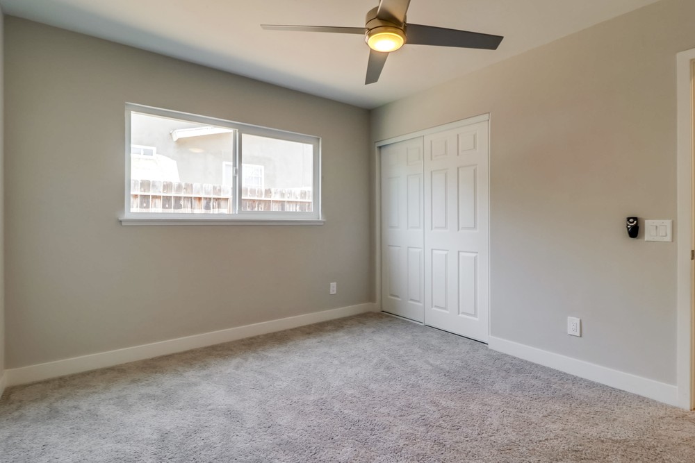 Virtual tour photo 36 of 51 for 2642 Homedale St