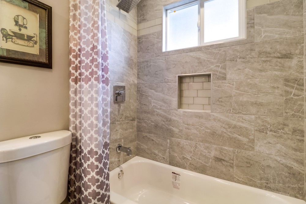 Virtual tour photo 39 of 51 for 2642 Homedale St