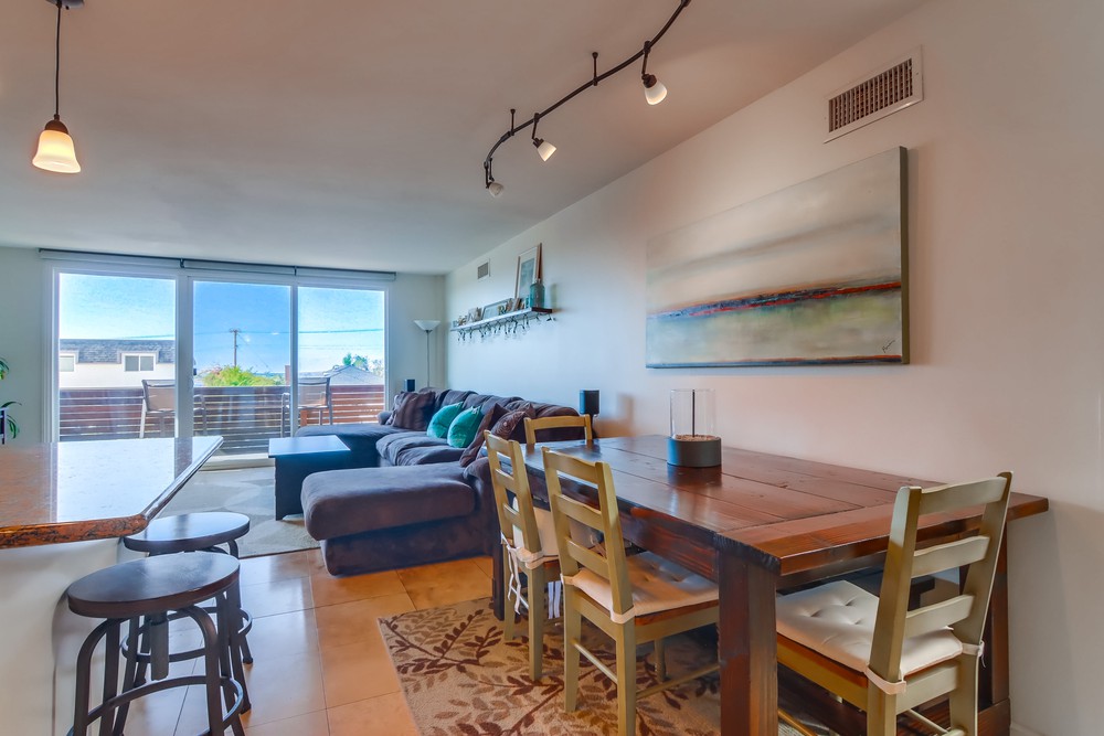 Virtual tour photo 9 of 114 for 2649 Hartford St