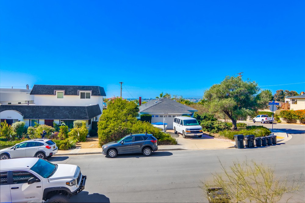 Virtual tour photo 31 of 114 for 2649 Hartford St