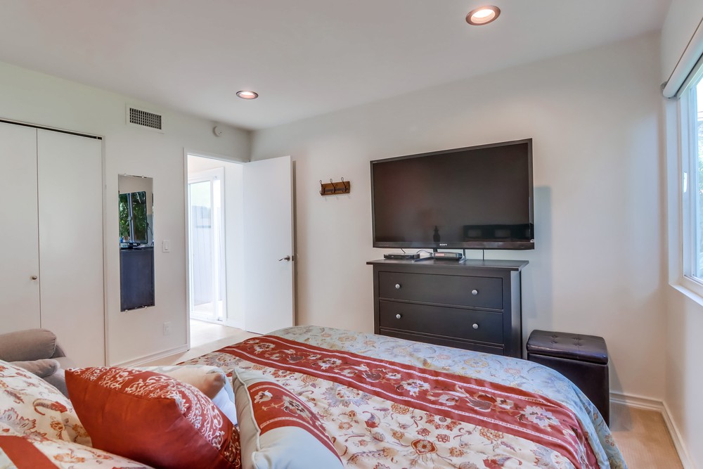 Virtual tour photo 38 of 114 for 2649 Hartford St