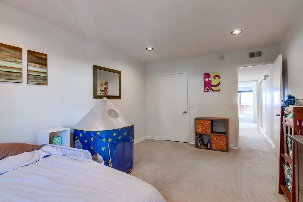 Virtual tour photo 58 of 114 for 2649 Hartford St