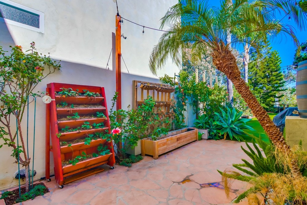 Virtual tour photo 66 of 114 for 2649 Hartford St