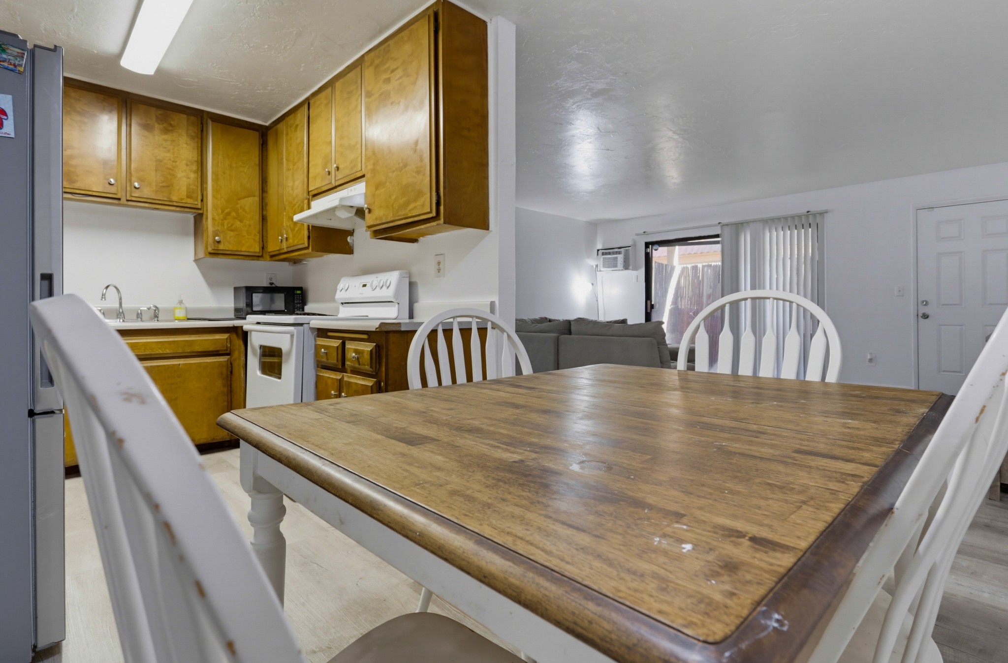 Virtual tour photo 11 of 26 for 265 Loma Alta Dr Unit B1
