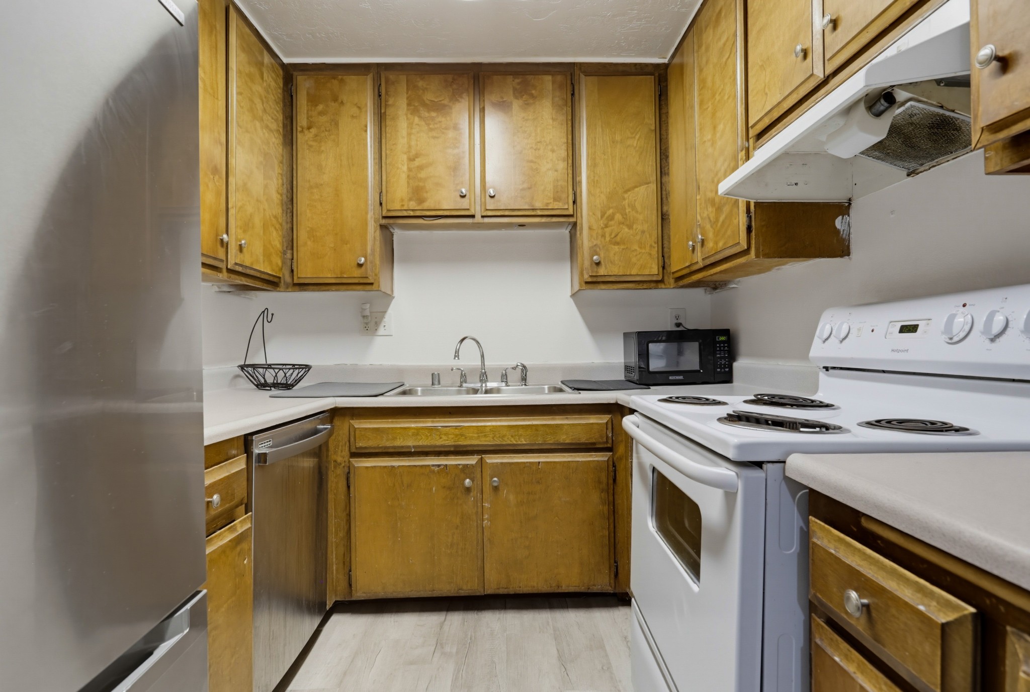 Virtual tour photo 12 of 26 for 265 Loma Alta Dr Unit B1