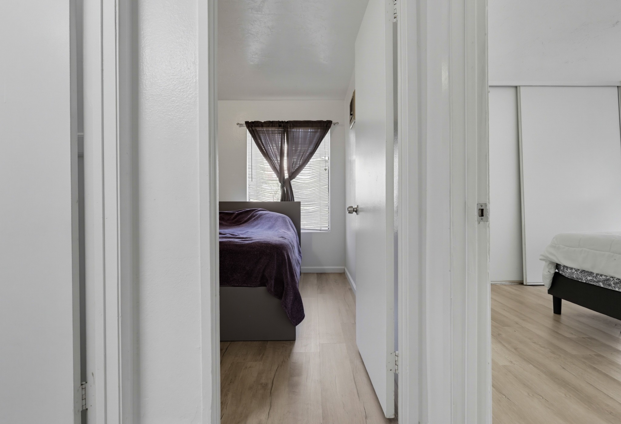Virtual tour photo 15 of 26 for 265 Loma Alta Dr Unit B1