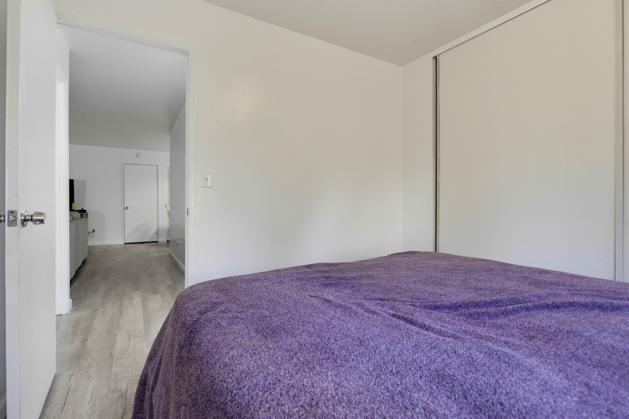 Virtual tour photo 21 of 26 for 265 Loma Alta Dr Unit B1