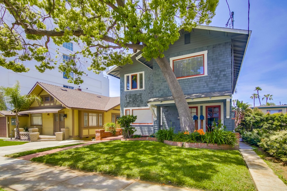 Virtual tour photo 4 of 33 for 2650 2nd Ave