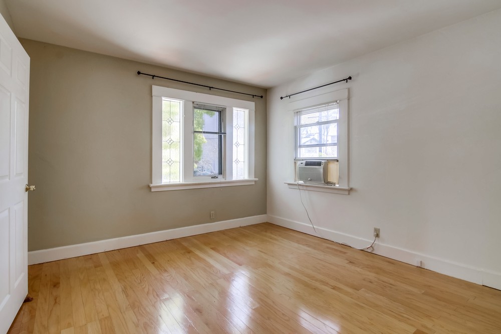 Virtual tour photo 17 of 33 for 2650 2nd Ave