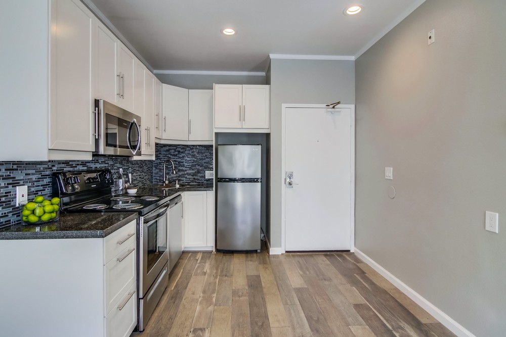 Virtual tour photo 14 of 27 for 2650 Broadway #103