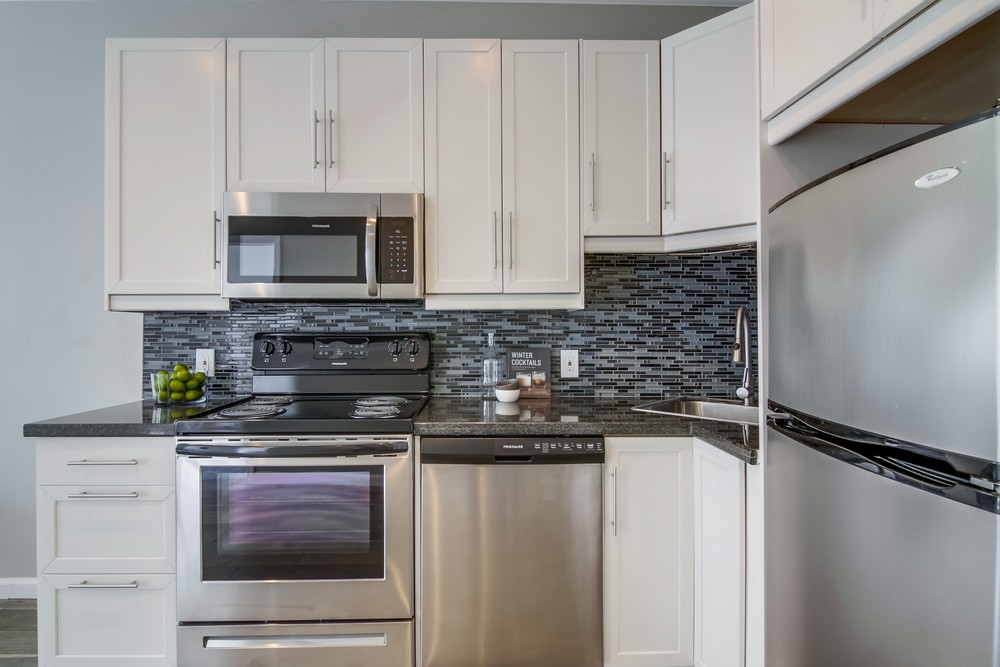 Virtual tour photo 18 of 27 for 2650 Broadway #103