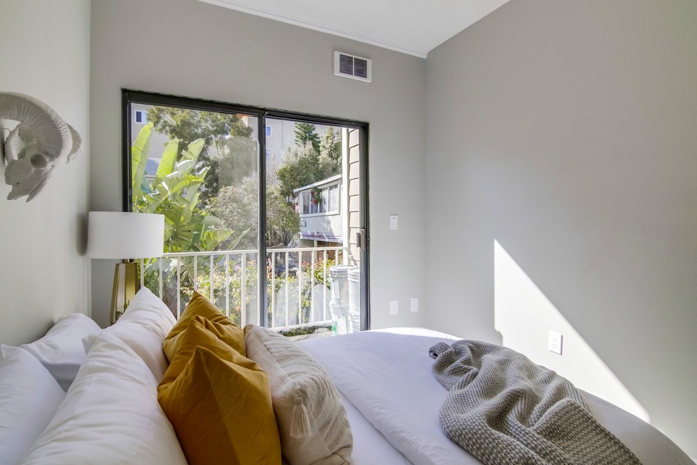 Virtual tour photo 21 of 27 for 2650 Broadway #103