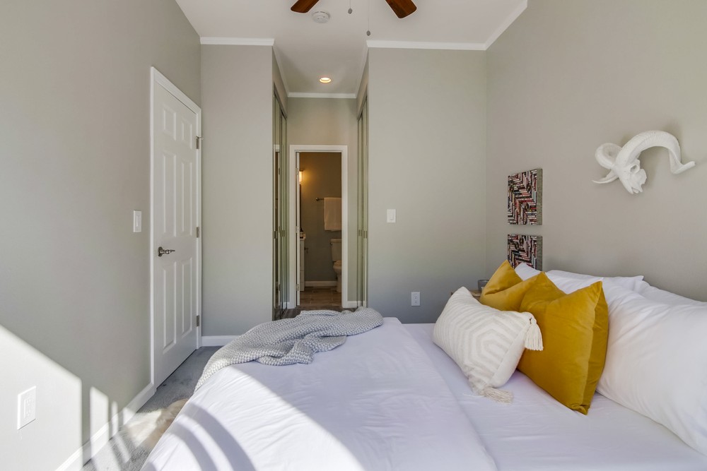 Virtual tour photo 23 of 27 for 2650 Broadway #103
