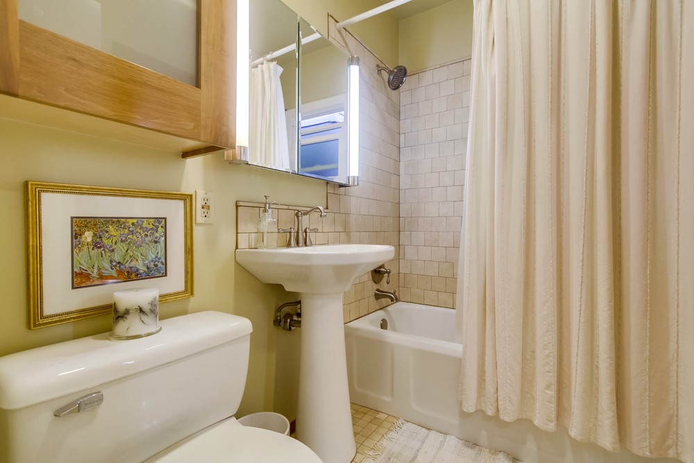 Virtual tour photo 48 of 72 for 2651 Covington Rd