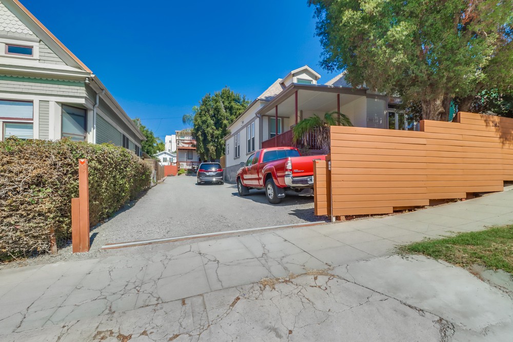 Virtual tour photo 1 of 32 for 2658 E St