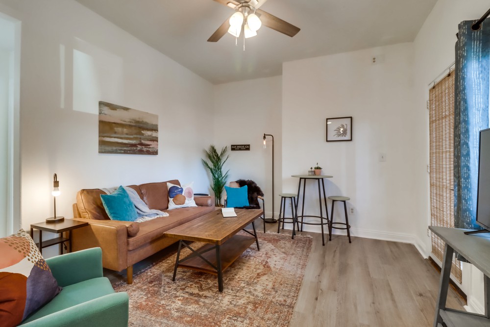 Virtual tour photo 9 of 32 for 2658 E St